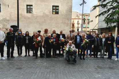 Enguany, l'acte commemoratiu ha comptat amb dos dels supervivents i diversos familiars de les víctimes.