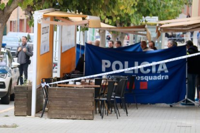 Els Mossos d'Esquadra investiguen el tiroteig mortal en una cafeteria de Montgat