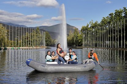 LLEVADORES. Tenen cura de la salut sexual, reproductiva i afectiva de les dones i en un dels m