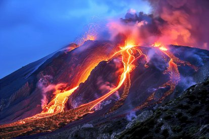 L’erupció de l’Stromboli és una clara mostra de poder de la naturalesa del nostre planeta