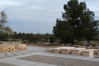 El primer cementiri de mascotes de Lleida, preparat per rebre animals