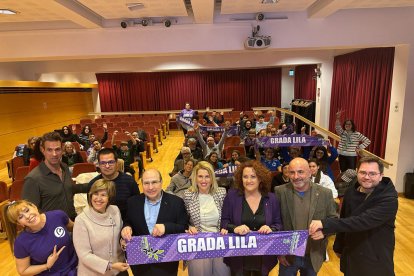 Un moment de la presentació de ‘Grada Lila’ ahir a la Diputació. - DIPUTACIÓ