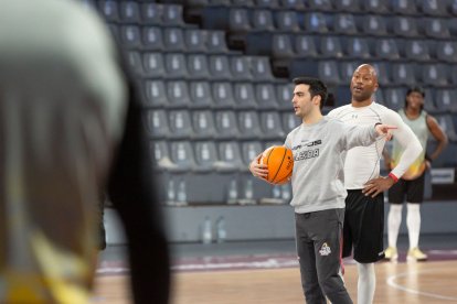 Gerard Encuentra veu l’equip preparat per trencar la sequera de cinc mesos sense guanyar fora. - JAVI ENJUANES