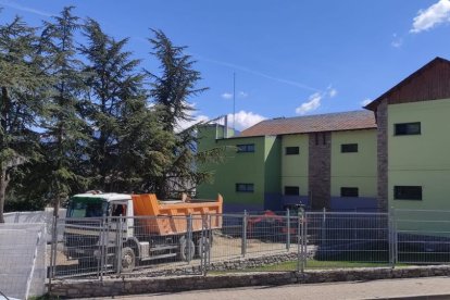 Maquinària a la zona on s’iniciaran les obres aquesta setmana. - C. SANS