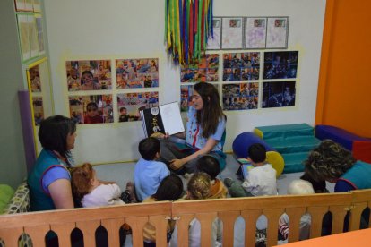 La guarderia de Montferrer compta amb tres educadores, una de les quals la directora del centre. - C.SANS