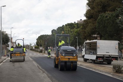 La millora de la pavimentació a l’avinguda Francesc Macià. - C. MARSIÑACH
