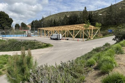 Aquesta setmana s’ha completat la instal·lació de l’estructura. - AJUNTAMENT DE LA GRANJA D’ESCARP