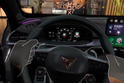 Permet als usuaris configurar els seus cotxes mitjançant realitat mixta i virtual.

CUPRA