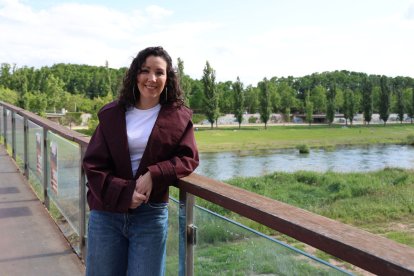 La lleidatana establerta a Londres Ares Navarro, ahir a Lleida abans de tornar avui a la capital britànica. - AMADO FORROLLA