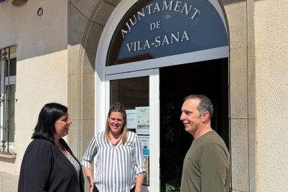 Núria Gil durant la seua visita a l’ajuntament de Vila-sana. - GENERALITAT DE CATALUNYA