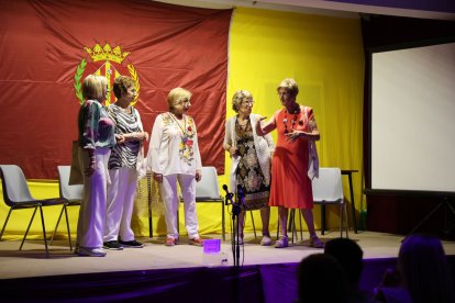 Cinc protagonistes expliquen com van viure els seus anys de joventut. - AMADO FORROLLA