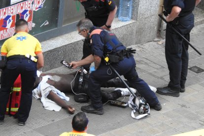Mossos d’Esquadra i el SEM van ser alertats a les 6.30 hores.