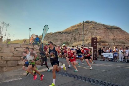 L’arrancada de la cursa des del Tossal dels Morts. - JMPR