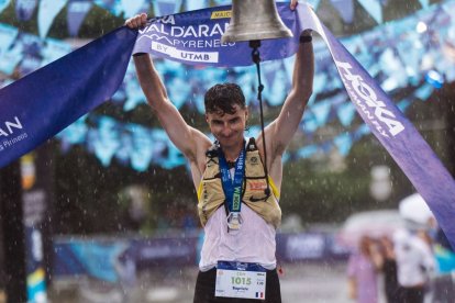 L’espanyol Manuel Anguita, segon classificat, durant un tram del recorregut. - UTMB IBERIA