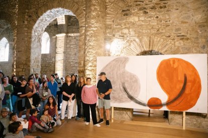 La inauguració de l’exposició ‘Summum’ a Sant Joan d’Isil va obrir ahir el Dansàneu 2025. - RUT SOLÉ