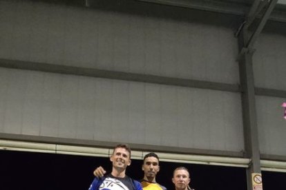 A la imatge, el podi de la categoria masculina 10 K.