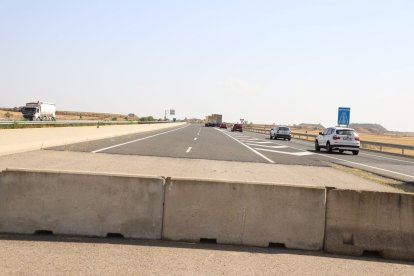 El final de l’autovia A-14 a Almenar des d’on ha de continuar cap a Alfarràs. - COL·LECTIU PATRIMONI D’ALFARRÀS