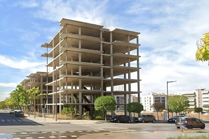 Les obres d’aquest ‘esquelet’ es reprendran aquest mateix mes. - AMADO FORROLLA