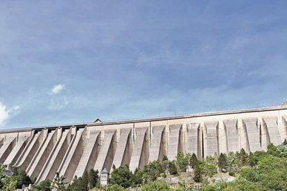 El nou bus elèctric. - AJUNTAMENT DE LA VALL DE BOÍ