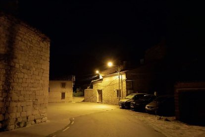 Un dels punts de llum que han estat renovats a Àger. - AJUNTAMENT D’ÀGER