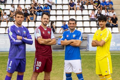 El Lleida presenta les noves samarretes de la temporada 2025-26