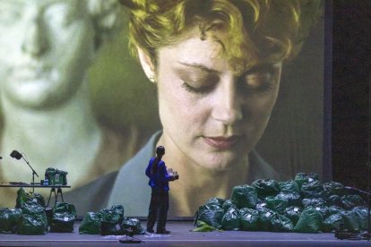 ‘Història de l’amor’, d’Agrupación Señor Serrano, al Teatre Ateneu, una de les obres de pagament. - SEGRE