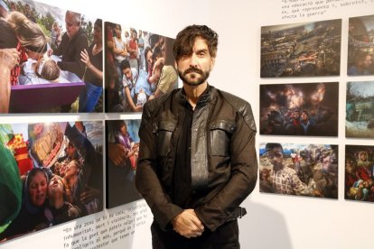El fotoperiodista barceloní Ricard Garcia Vilanova, estrella ahir en l’estrena del Miravisions. - ACN
