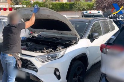 Golpe internacional a un grupo criminal que robaba un modelo concreto de coche, con detenidos y vehículos sustraídos en Lleida