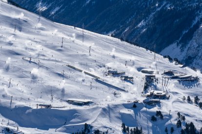 Una panoràmica de l'estació d'esquí de Baqueira Beret.