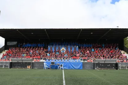 El Tàrrega presenta els seus 400 jugadors i 25 equips