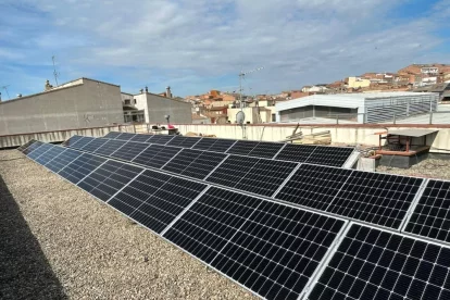 L’escassetat de projectes d’energia en bateries contrasta amb la proliferació de les plantes solars.