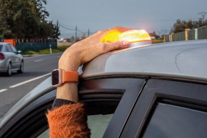 Una baliza V16 en funcionamiento.