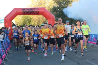 Els corredors, en el moment de sortir. - JOAN BOVÉ