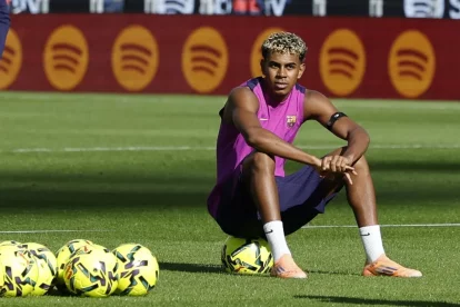 Lamine Yamal, durant una sessió d’entrenament recent amb el FC Barcelona. - EFE