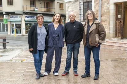 Jéssica Albiach (segona per l’esquerra), ahir en la visita a Lleida. - PAU PASCUAL PRAT