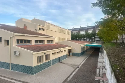 Imatge del col·legi de Ponts amb les obres ja acabades. - A. PONTS