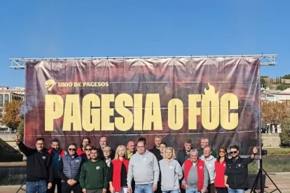 Acte reivindicatiu portat a terme ahir a Lleida. - J. MARTÍNEZ