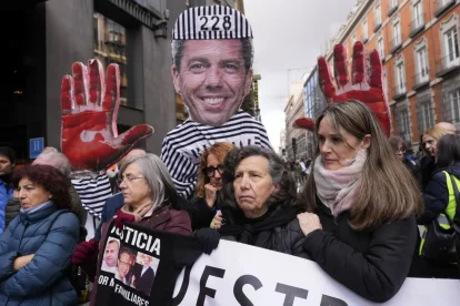 Víctimes concentrades als voltants del Congrés. - EFE