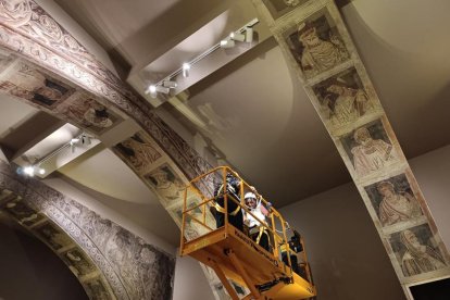 Imatge d'arxiu de les pintures de Sixena del MNAC.