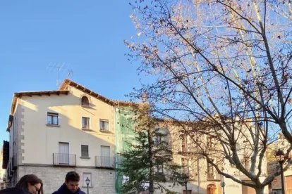Aquesta setmana s’ha obert la plaça al trànsit. - A. SOLSONA