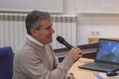 El d’ahir va ser l’últim ple del secretari Ramon Morell. - LAIA PEDRÓS