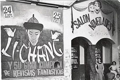 Cartells anunciadors d’espectacles que es feien al teatre Novedades, obra de Rodríguez.