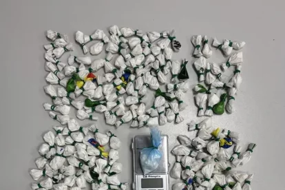 Imatge de la cocaïna preparada per a la venda que va ser confiscada. - MOSSOS D’ESQUADRA