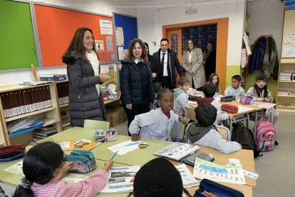 La consellera d’Educació va visitar l’escola Àngel Guimerà. - AJUNTAMENT DE TÀRREGA
