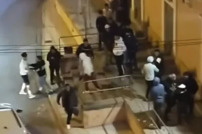 Frame d’una de les dos baralles que es van registrar a l’estació de trens.