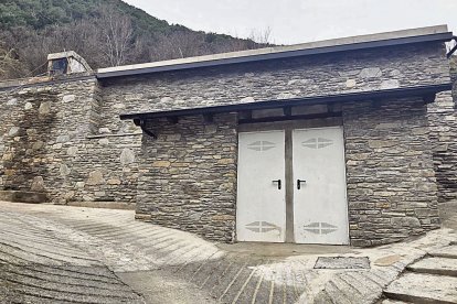 Imatge del dipòsit finalitzat, amb més capacitat.