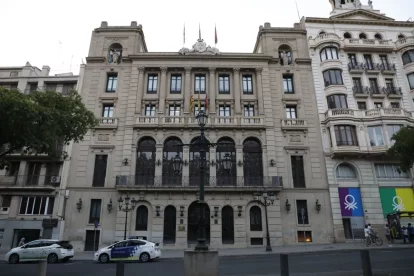 La façana del Palau de la Paeria que dona a Blondel. - SEGRE