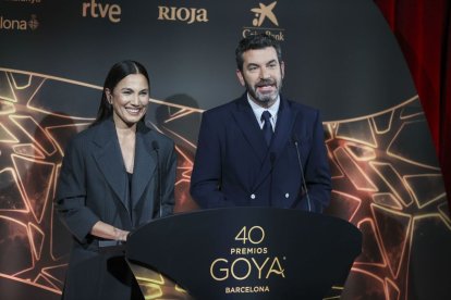 Toni Acosta i Arturo Valls van revelar ahir a l’Acadèmia del Cine a Madrid la llista de nominats. - EFE