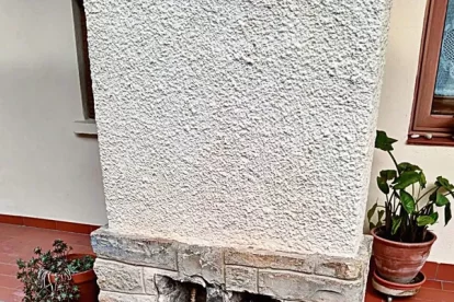 Dos dels comptadors que ja han estat instal·lats en un habitatge.