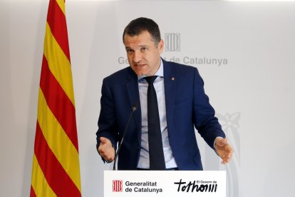 El conseller d'Agricultura, Òscar Ordeig, aquest divendres en roda de premsa a la seu de la conselleria a Lleida.